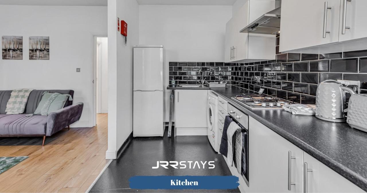 Cardiff Stylish 2 Bedroom Sleeps 6 Wi-Fi - Jrr Stays エクステリア 写真