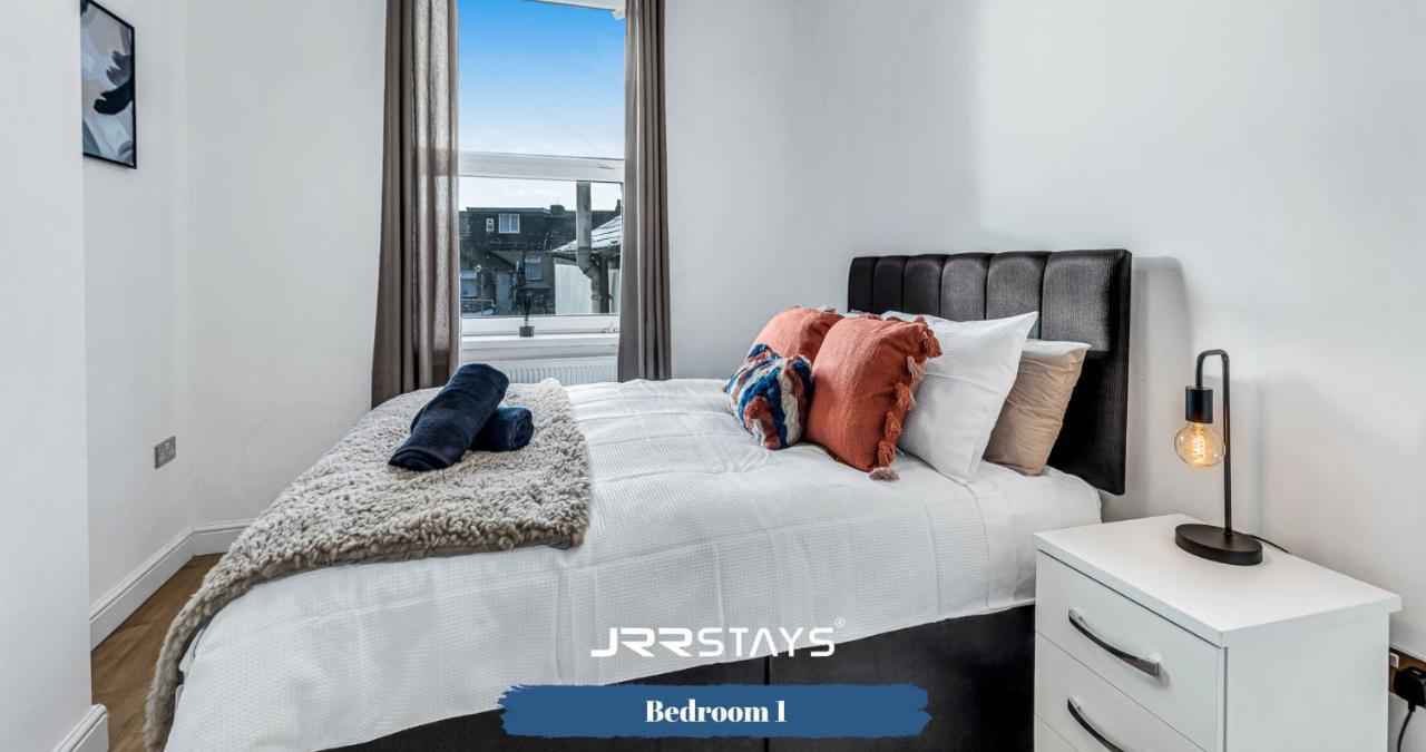 Cardiff Stylish 2 Bedroom Sleeps 6 Wi-Fi - Jrr Stays エクステリア 写真