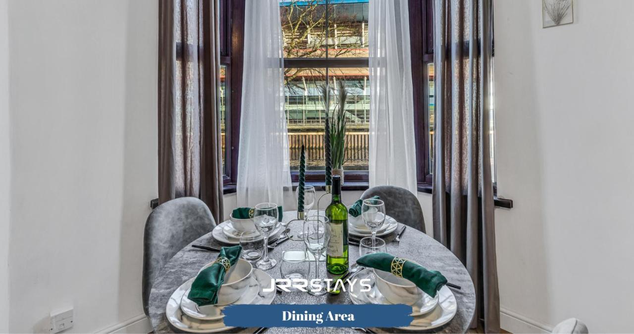 Cardiff Stylish 2 Bedroom Sleeps 6 Wi-Fi - Jrr Stays エクステリア 写真