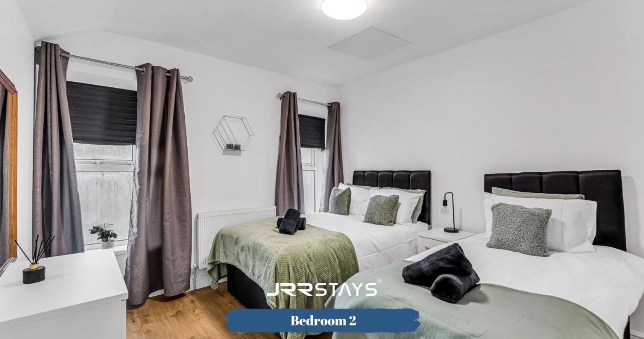 Cardiff Stylish 2 Bedroom Sleeps 6 Wi-Fi - Jrr Stays エクステリア 写真