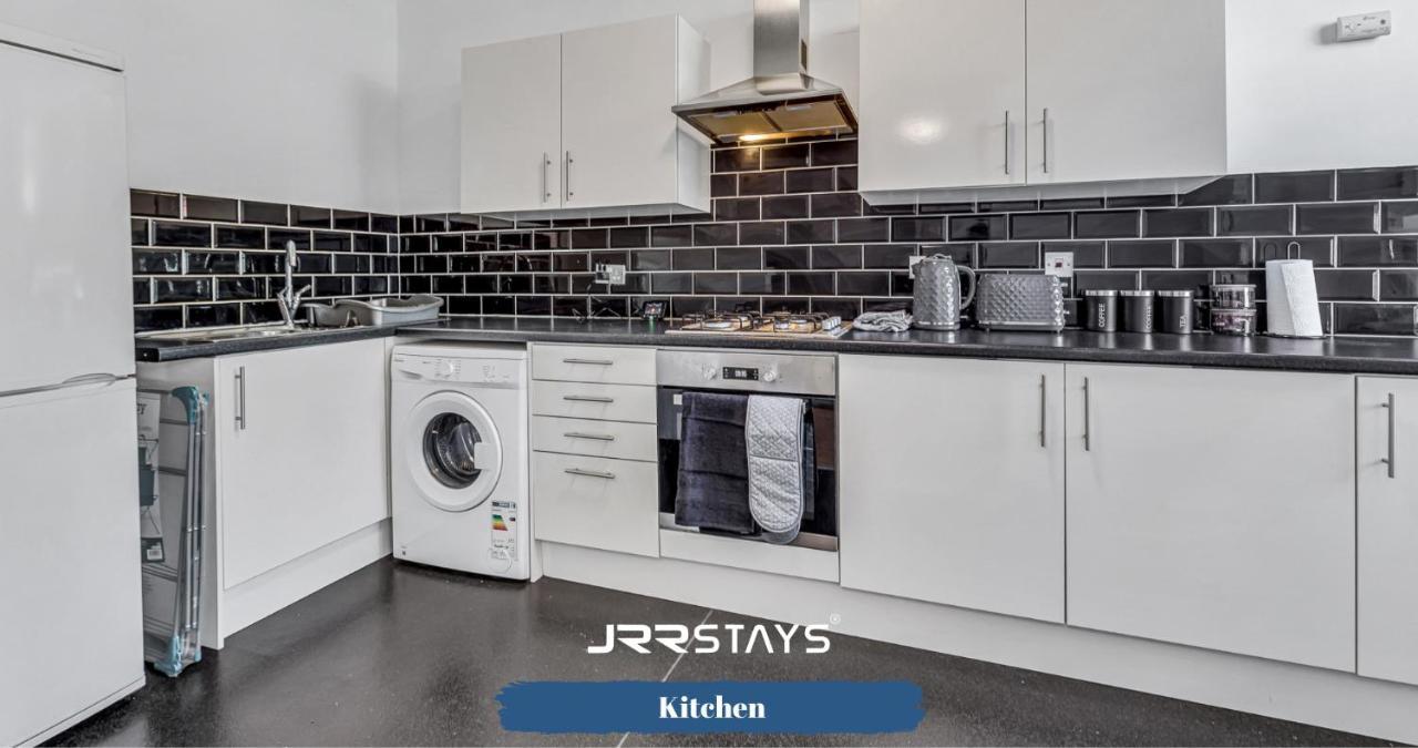 Cardiff Stylish 2 Bedroom Sleeps 6 Wi-Fi - Jrr Stays エクステリア 写真