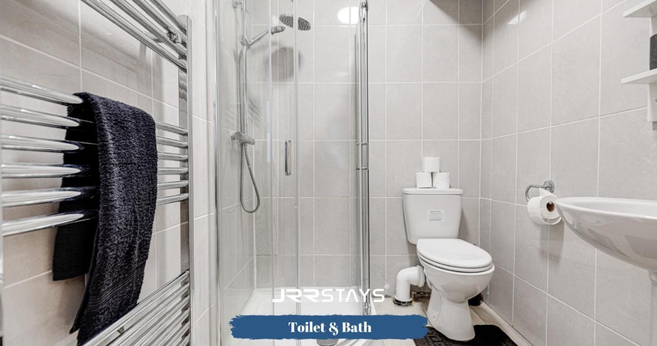 Cardiff Stylish 2 Bedroom Sleeps 6 Wi-Fi - Jrr Stays エクステリア 写真